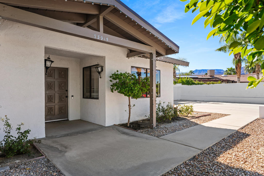 73915 Mountain View Avenue