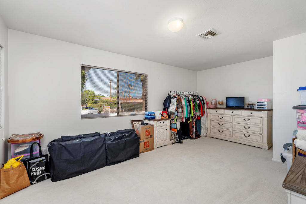 73915 Mountain View Avenue