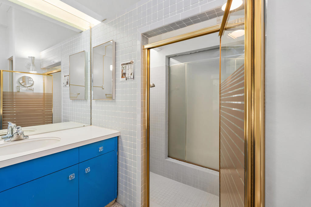 333 Sandpiper Street