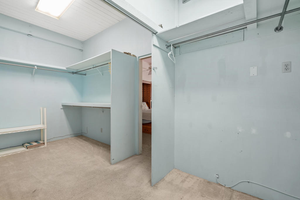 333 Sandpiper Street