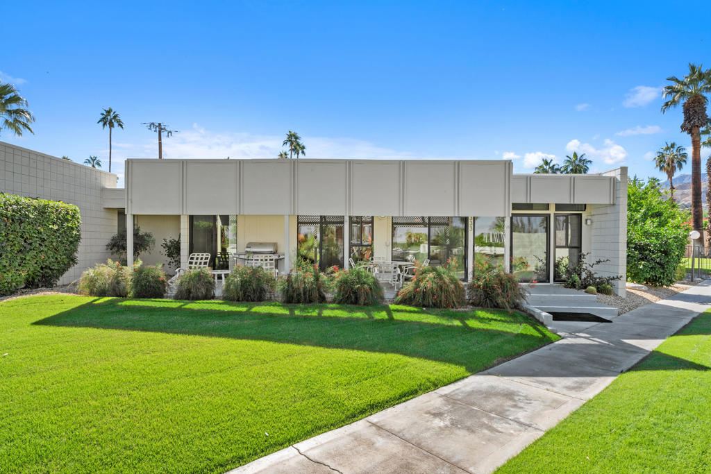 333 Sandpiper Street