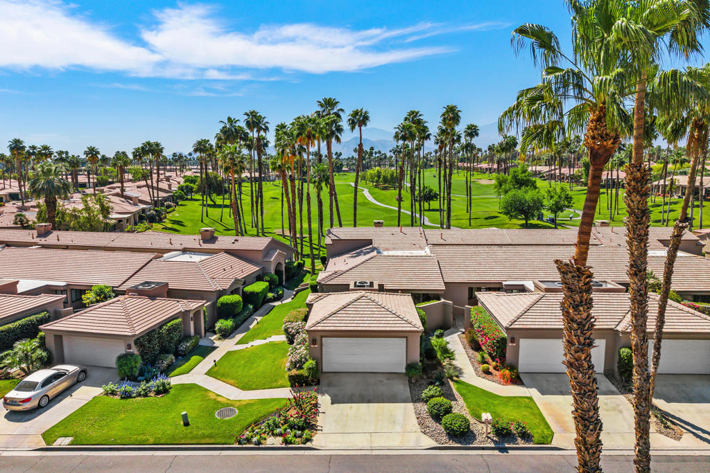 76075 Palm Valley Drive