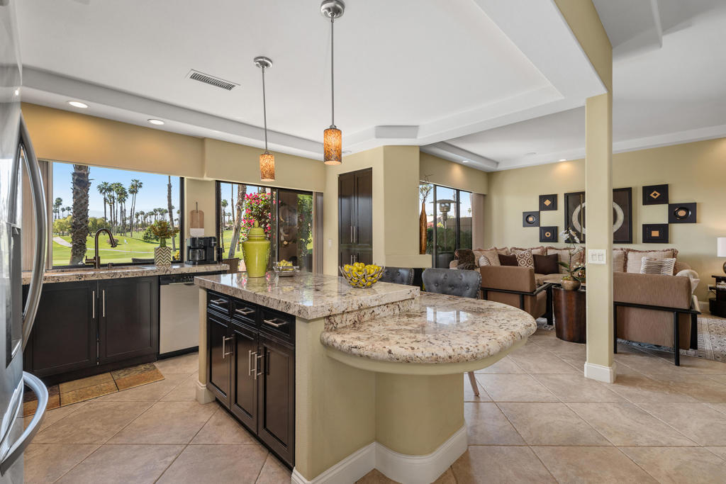 76075 Palm Valley Drive