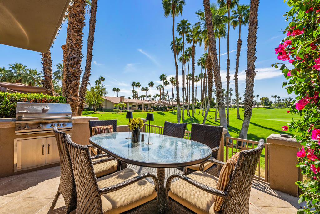 76075 Palm Valley Drive