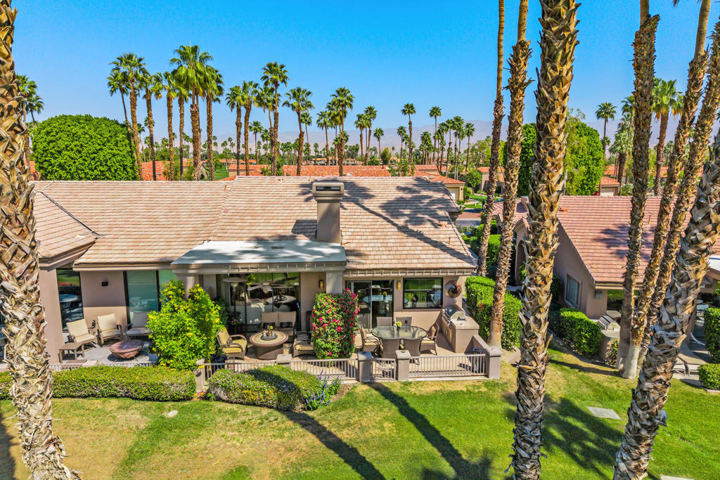 76075 Palm Valley Drive