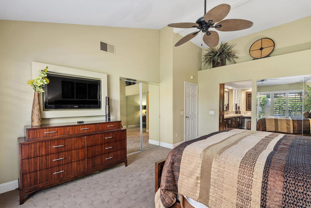 76075 Palm Valley Drive