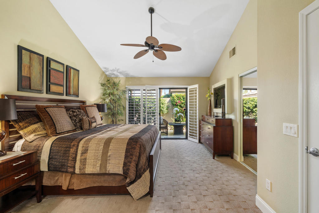76075 Palm Valley Drive