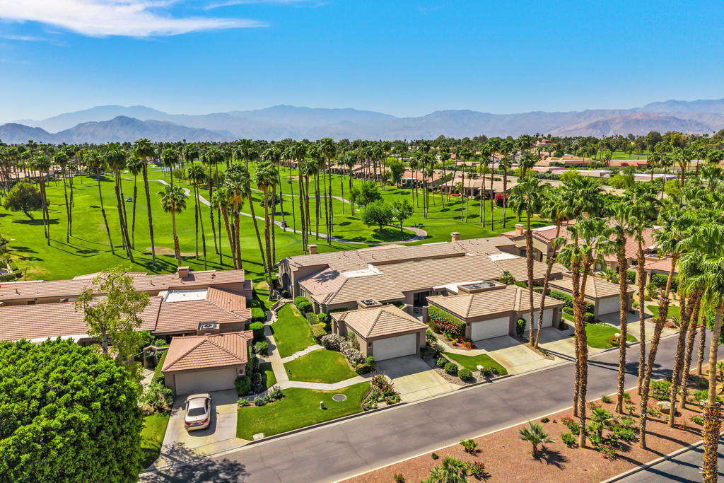 76075 Palm Valley Drive