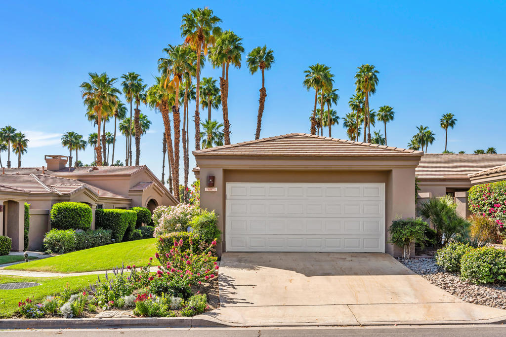 76075 Palm Valley Drive