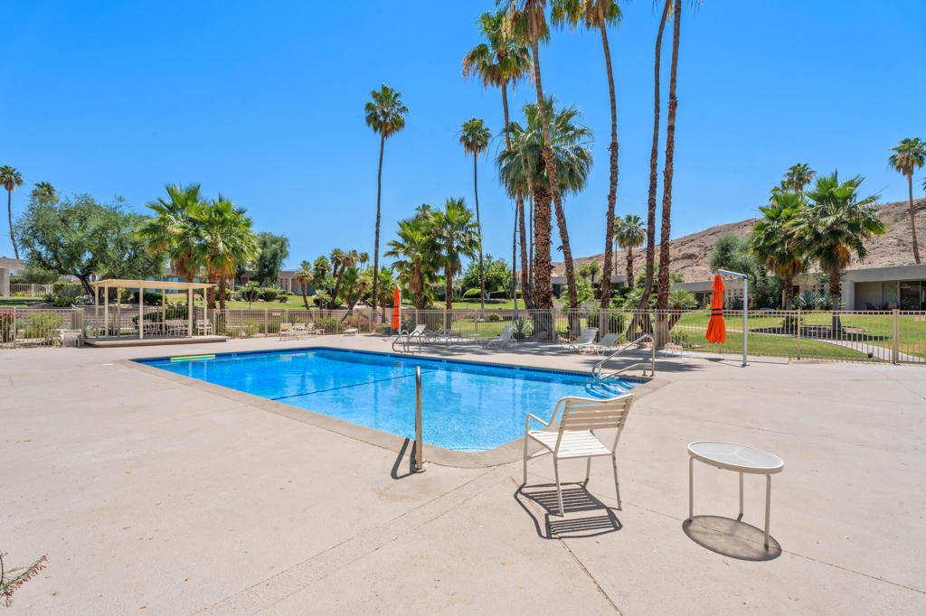 72267 Willow Street 1507