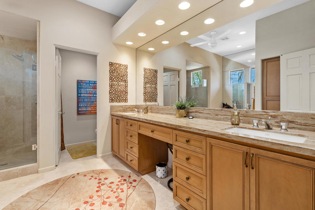 263 Desert Holly Drive