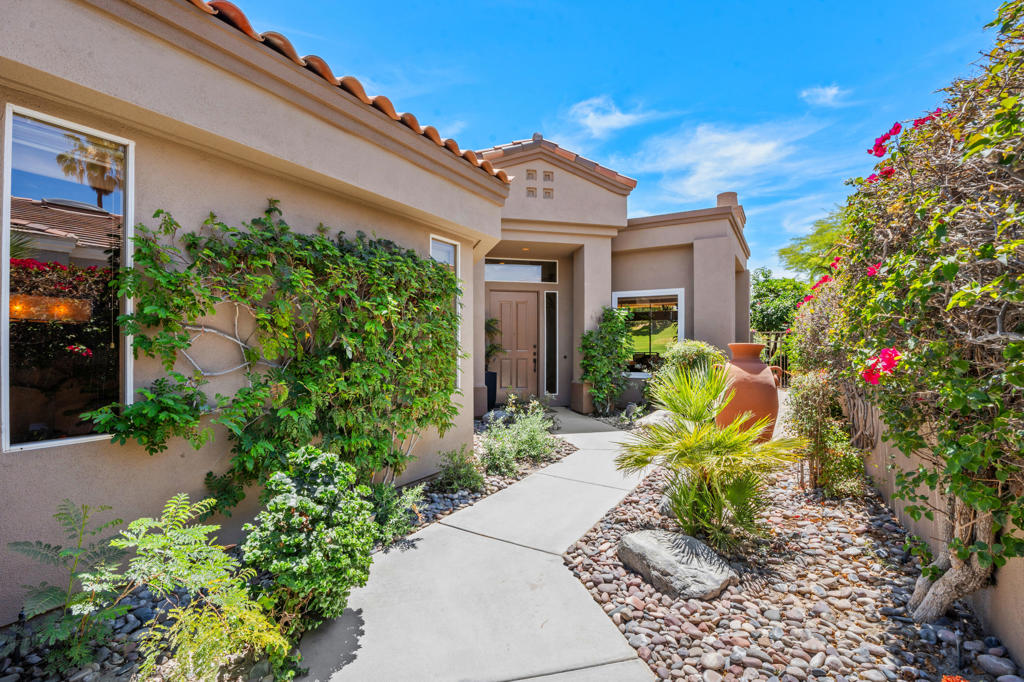 263 Desert Holly Drive