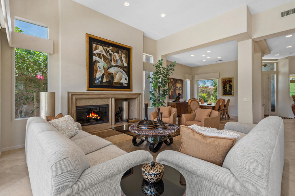 263 Desert Holly Drive