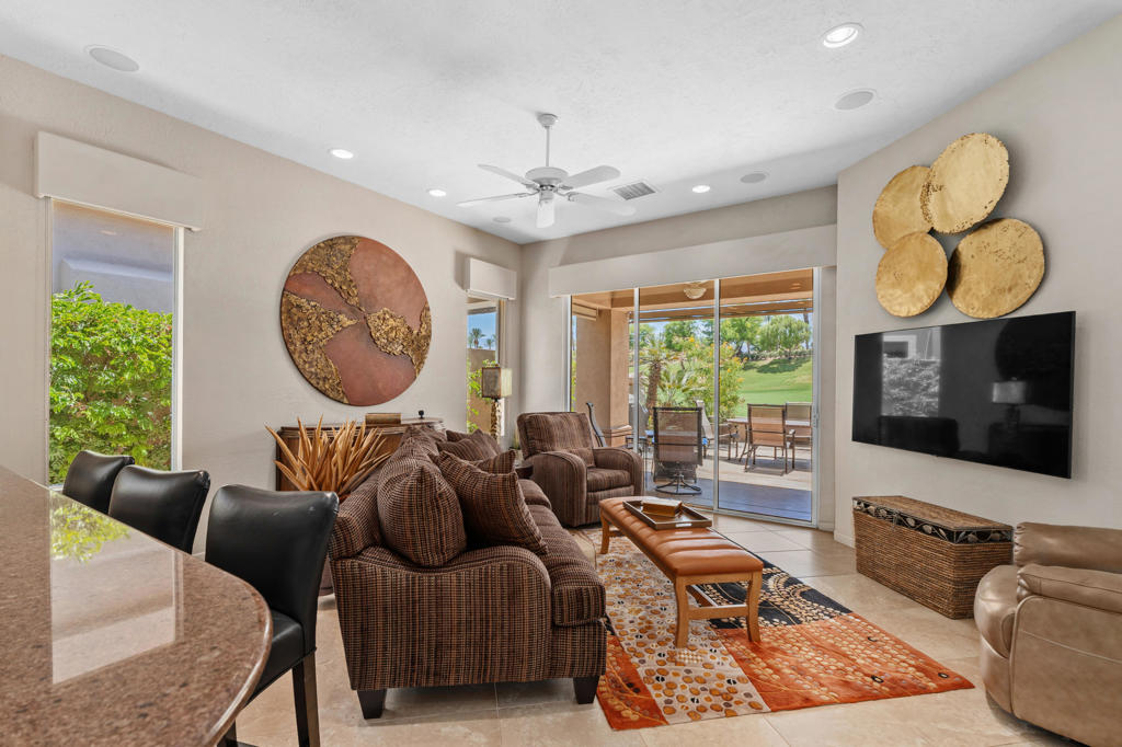 263 Desert Holly Drive