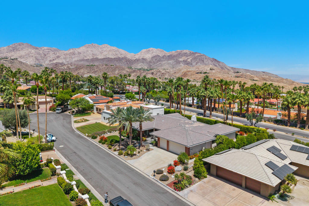 72550 Greenbriar Lane