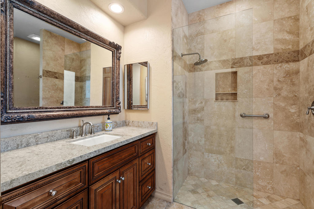 72550 Greenbriar Lane