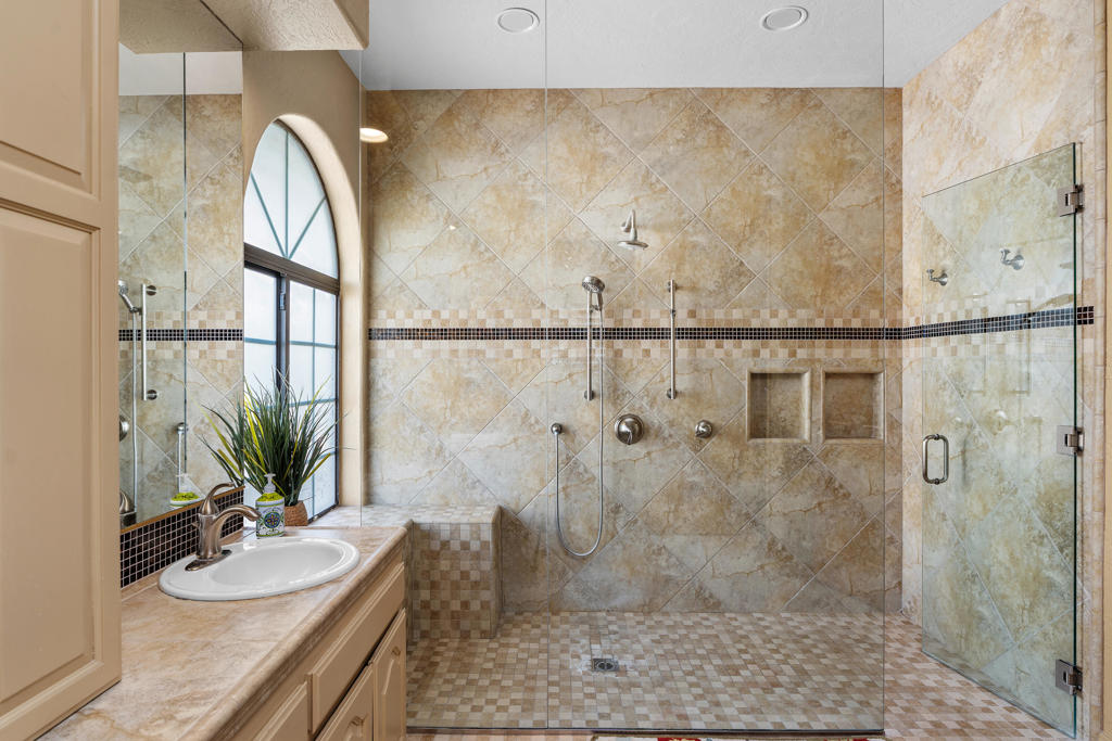 72550 Greenbriar Lane