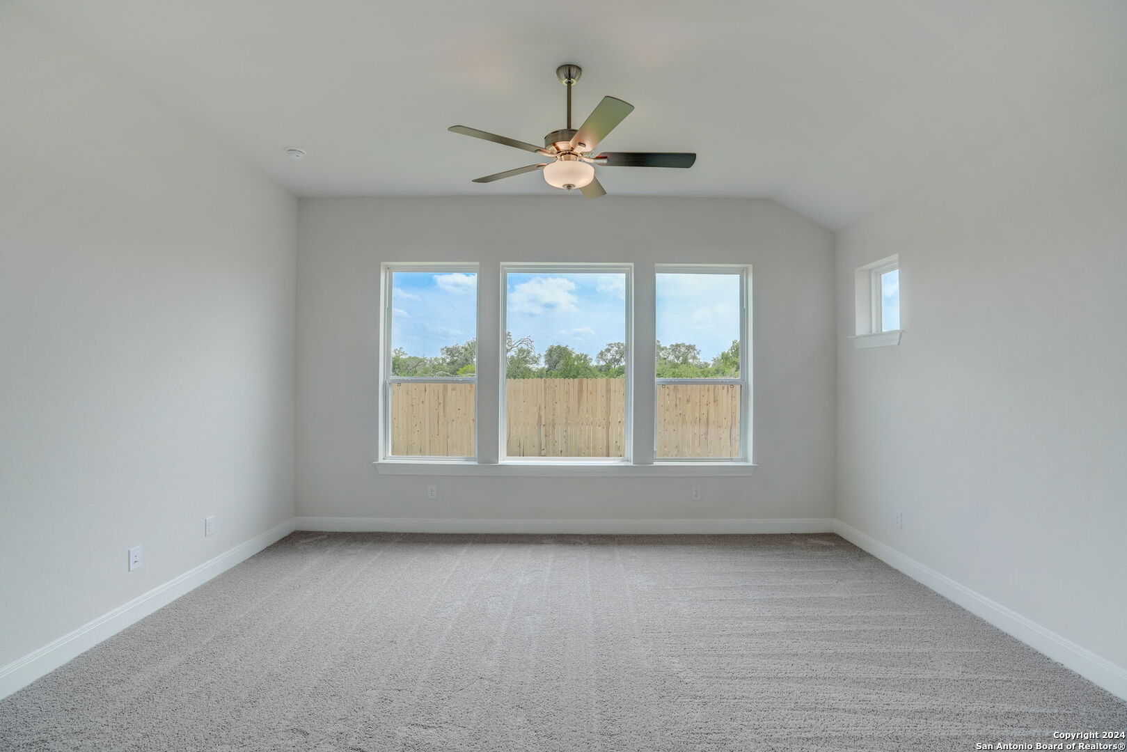 2611 SUNCADIA LANE