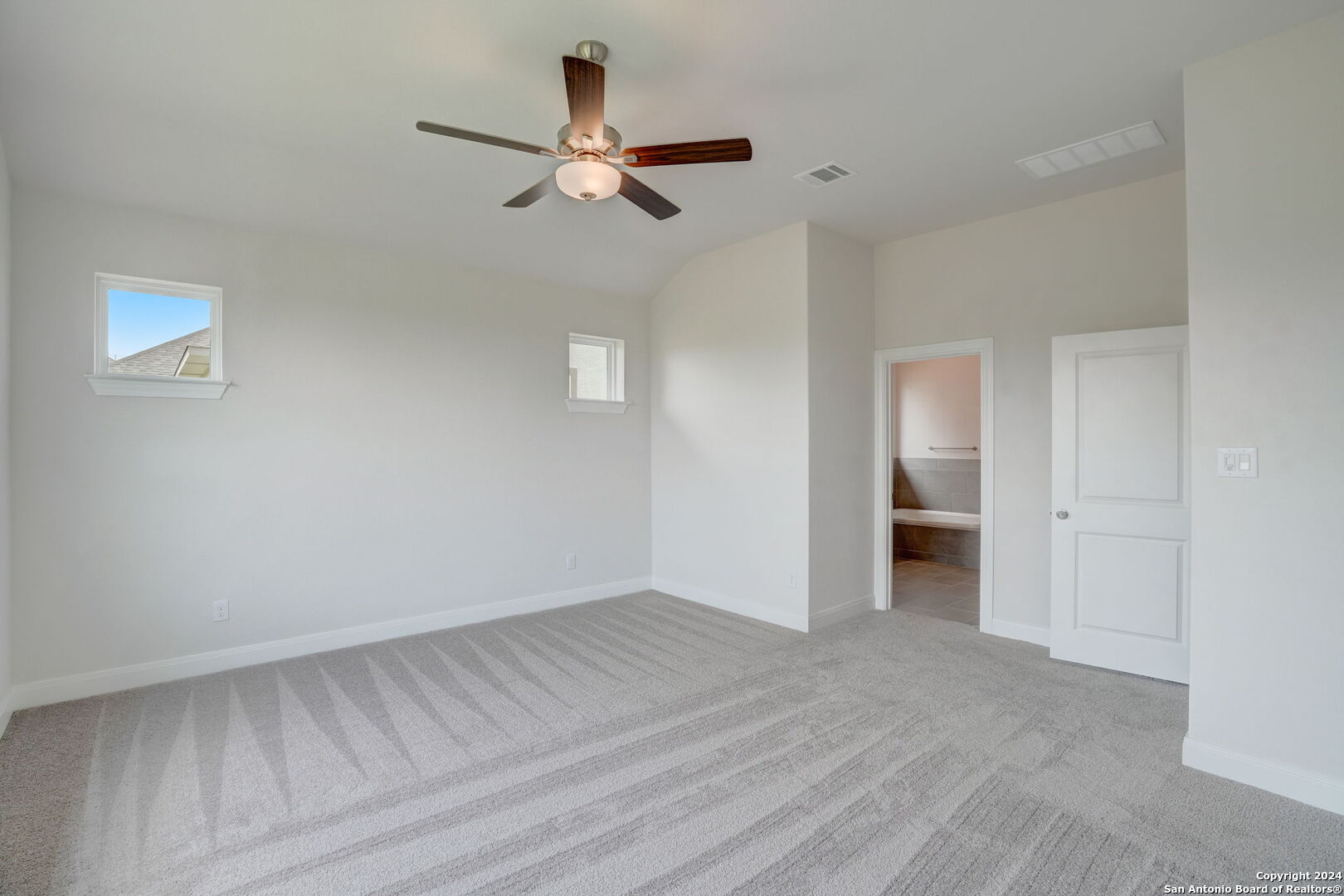 2611 SUNCADIA LANE