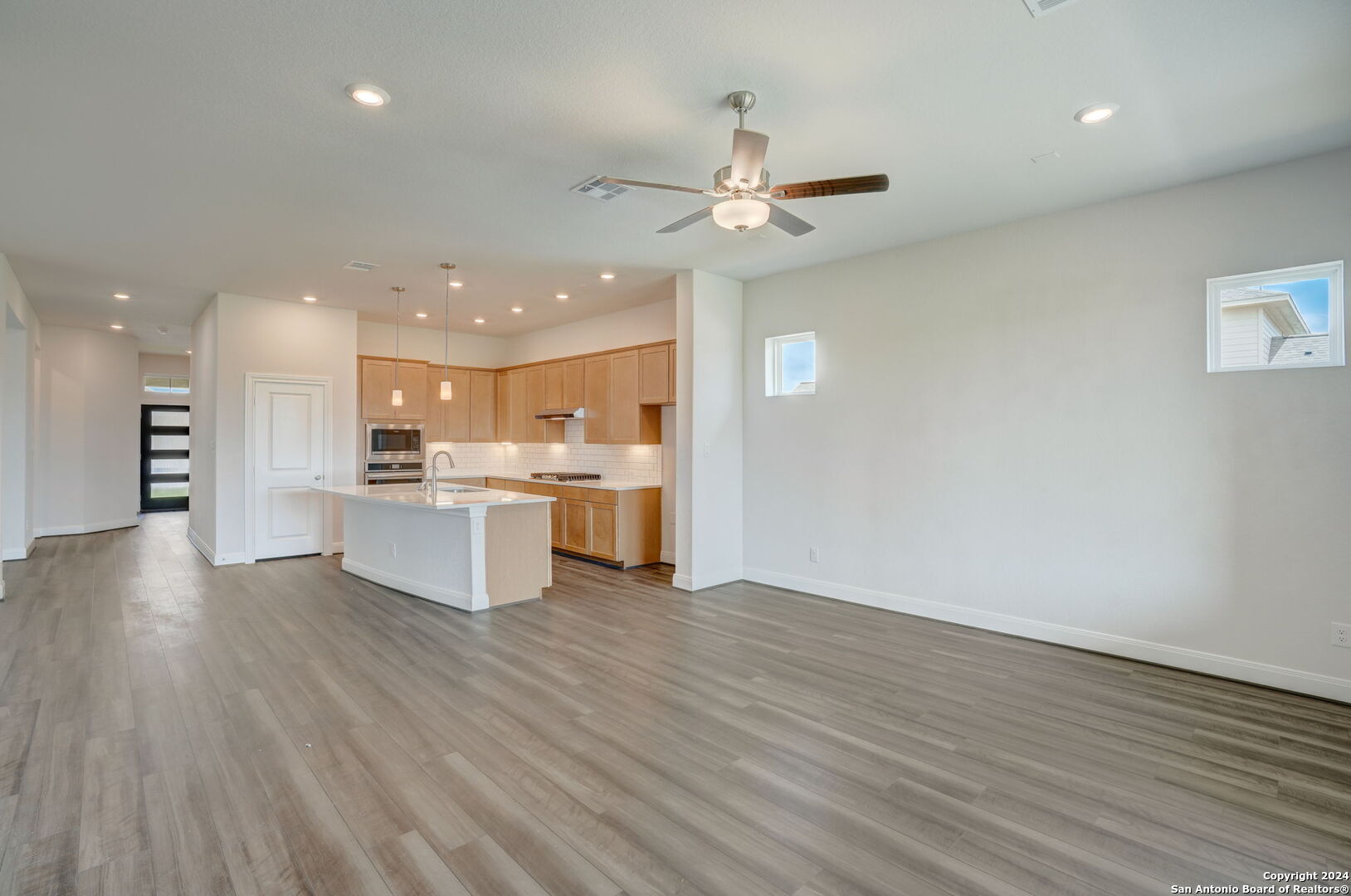 2611 SUNCADIA LANE