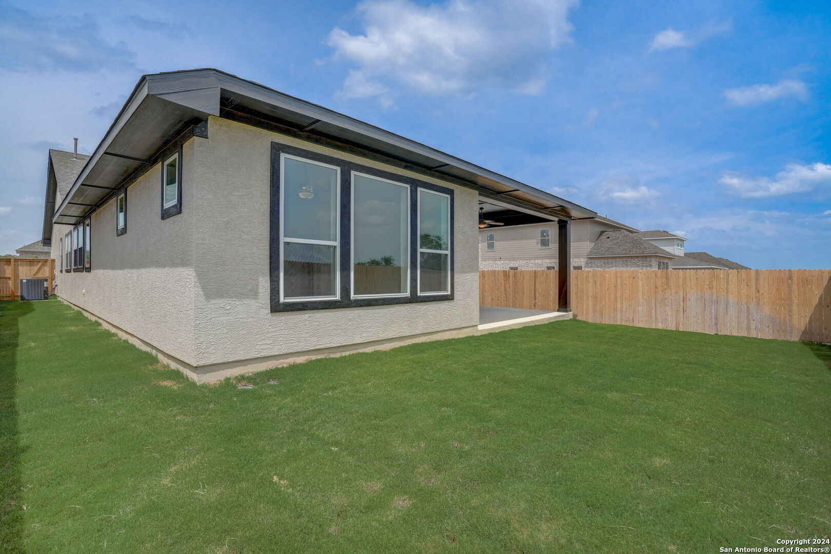 2611 SUNCADIA LANE
