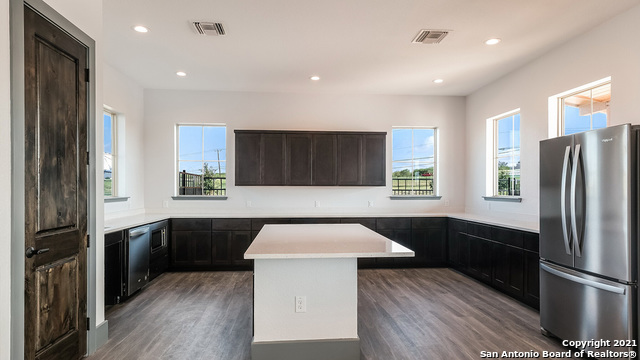 5913 Orchestra Court