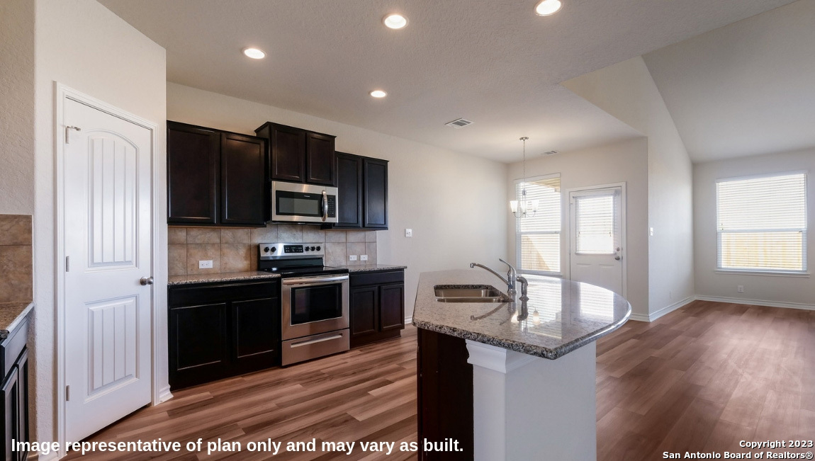 5415 Cinnabar Trace