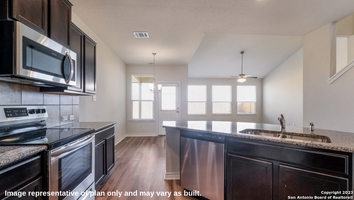 5415 Cinnabar Trace