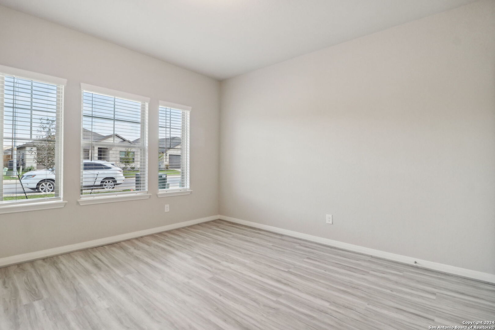 16923 Blaise Terrace