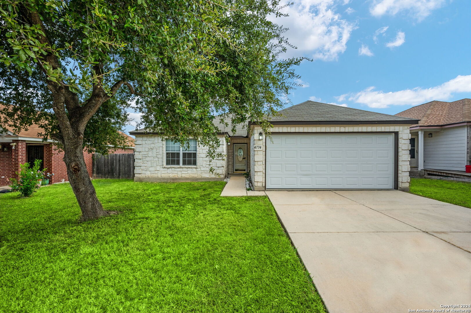 4734 LYNDYS FARM