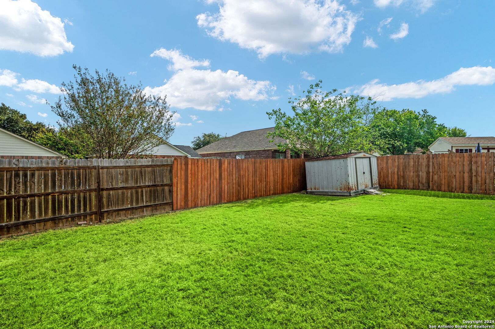 4734 LYNDYS FARM