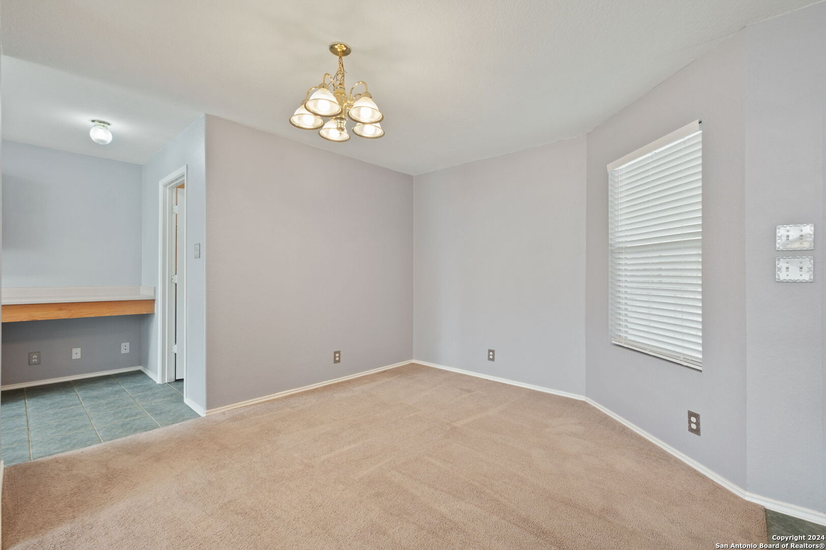 4734 LYNDYS FARM