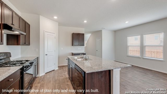 5406 Concho Springs