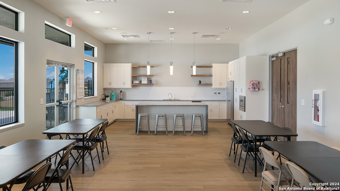 5406 Concho Springs