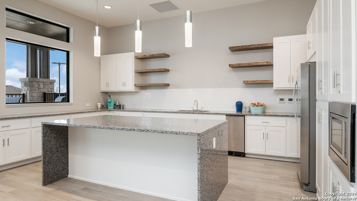 5406 Concho Springs