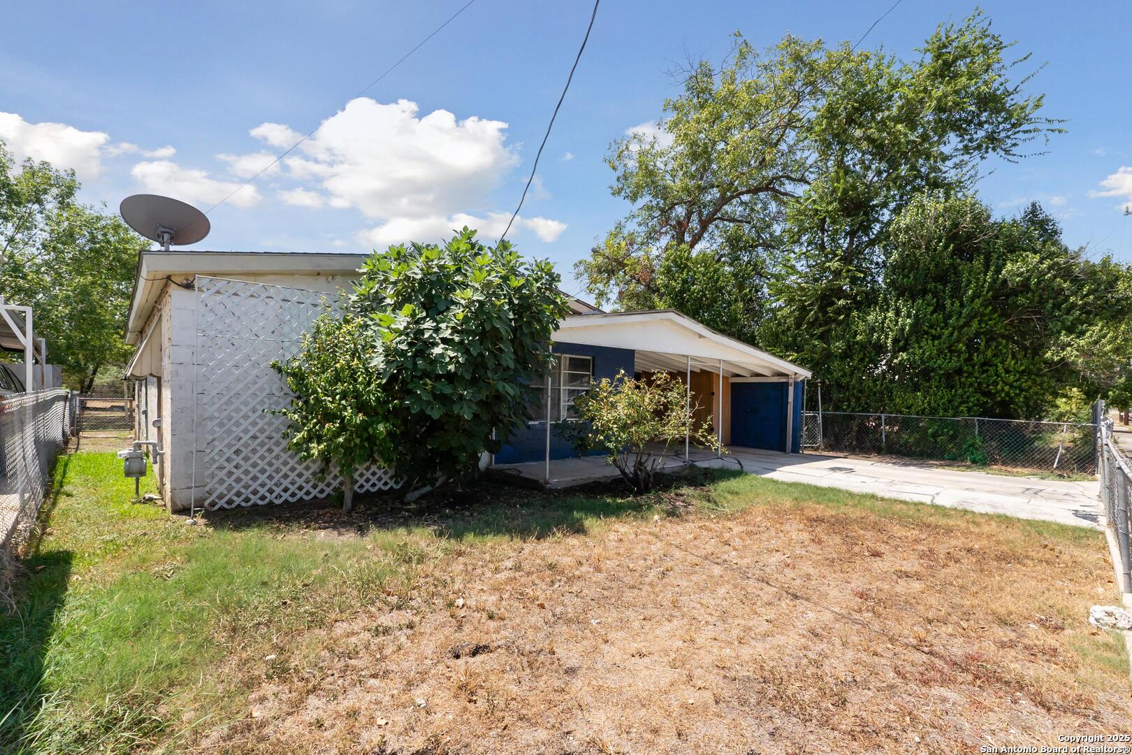 4330 Eldridge Ave