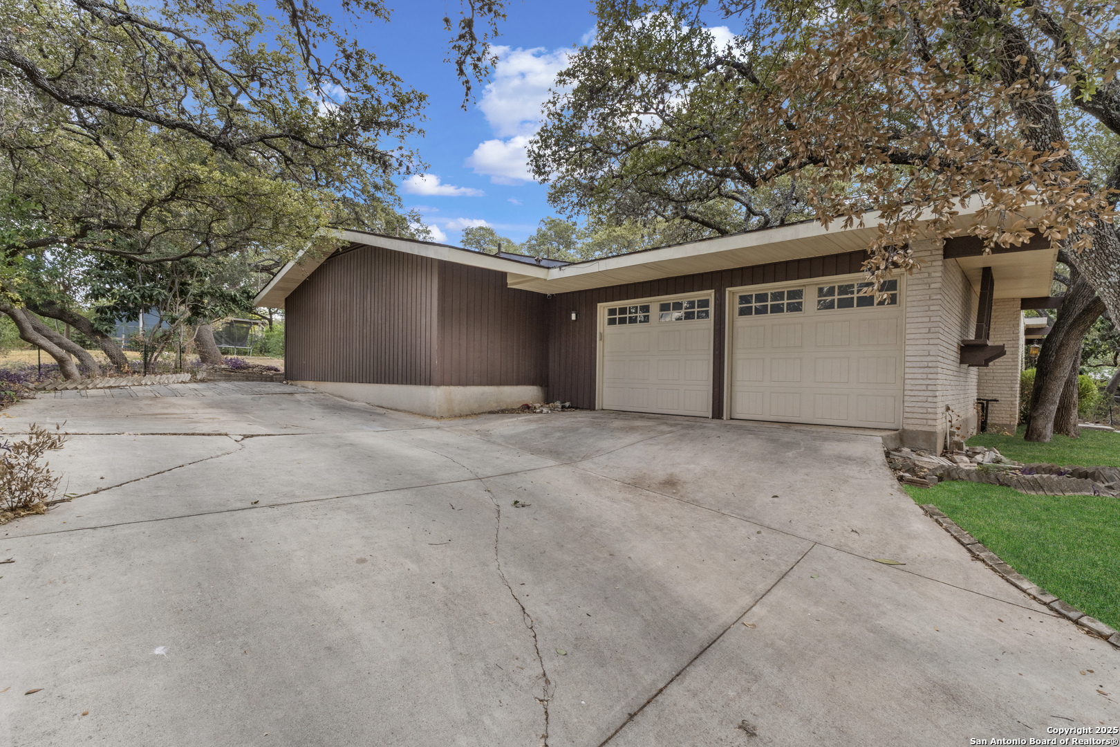 9614 Tioga
