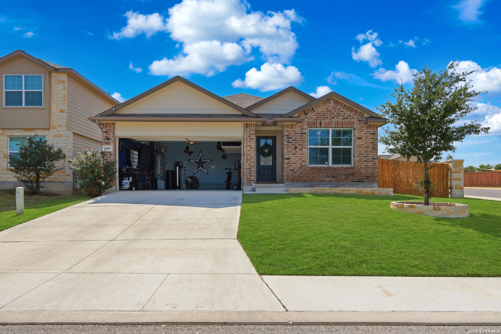 6403 Encore Oaks