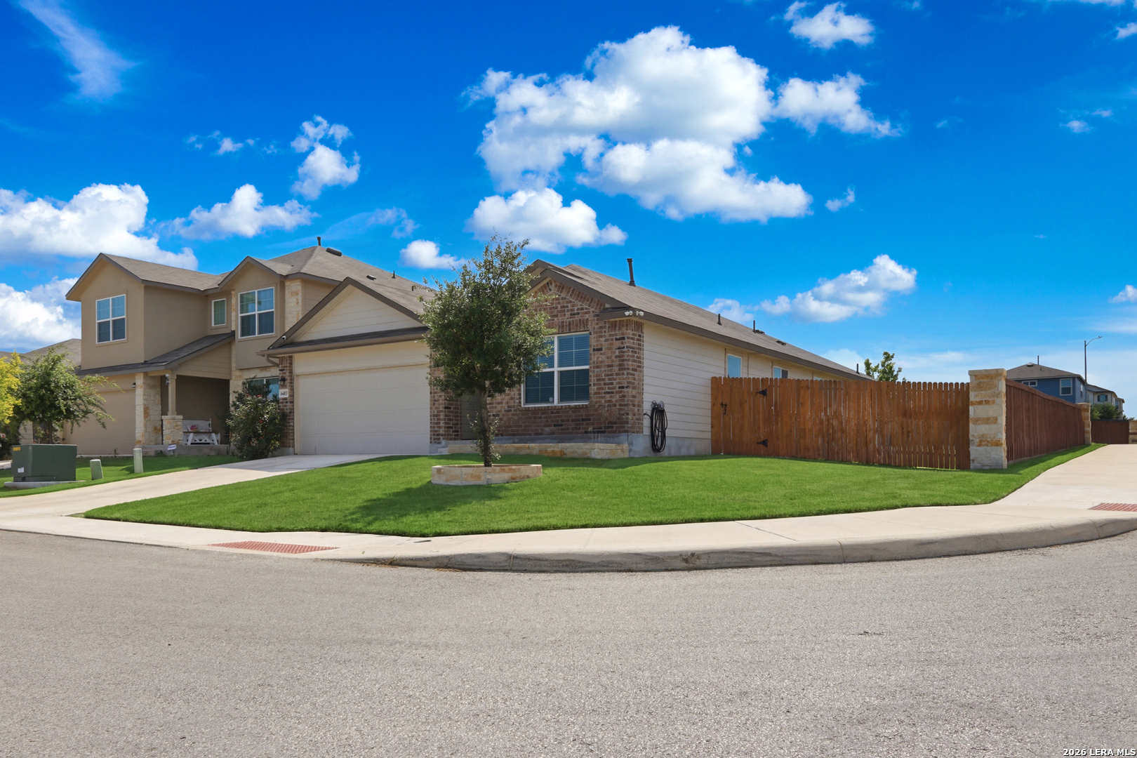 6403 Encore Oaks