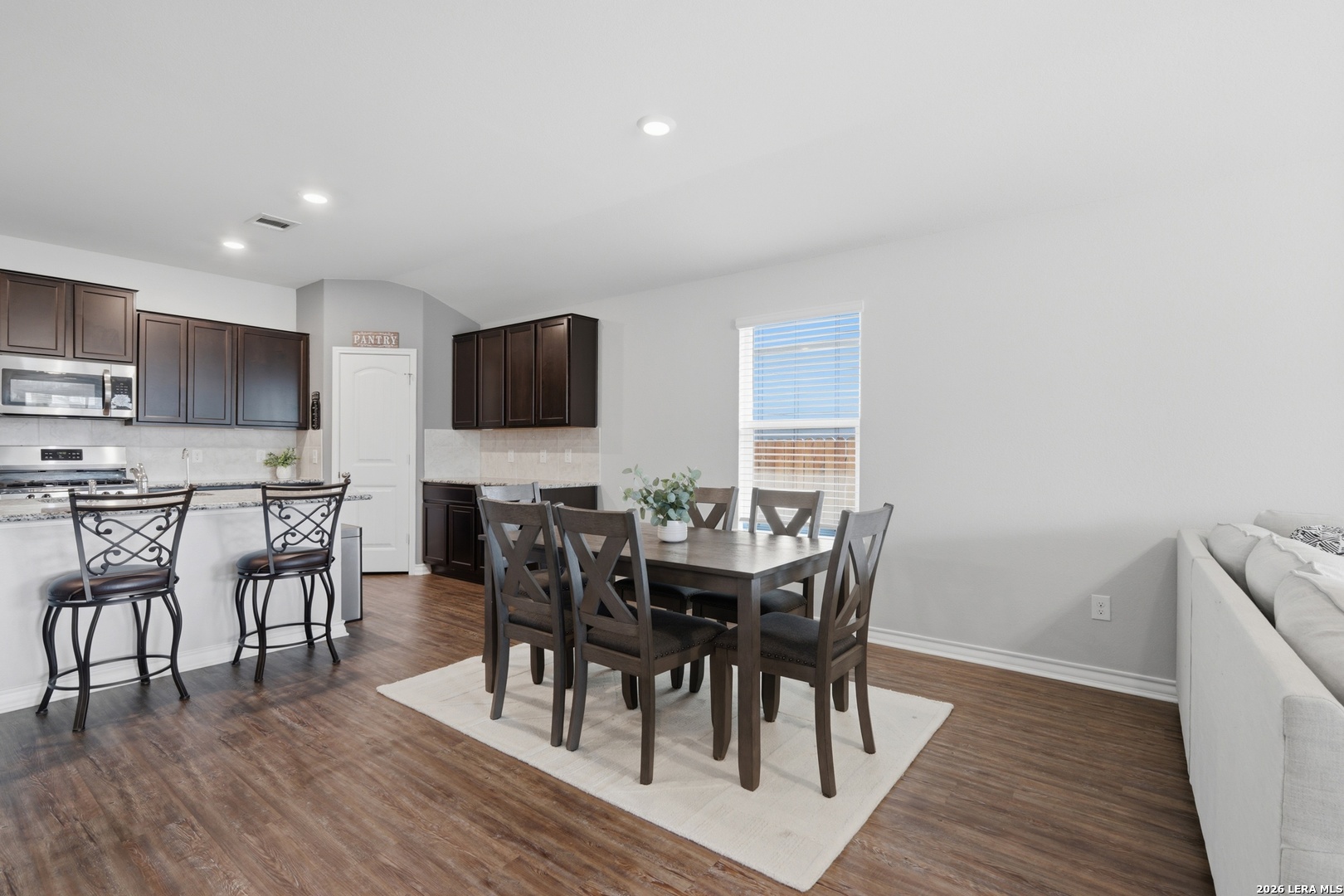 6403 Encore Oaks