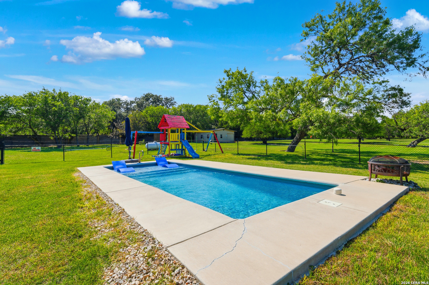 6211 LOCKHILL RD