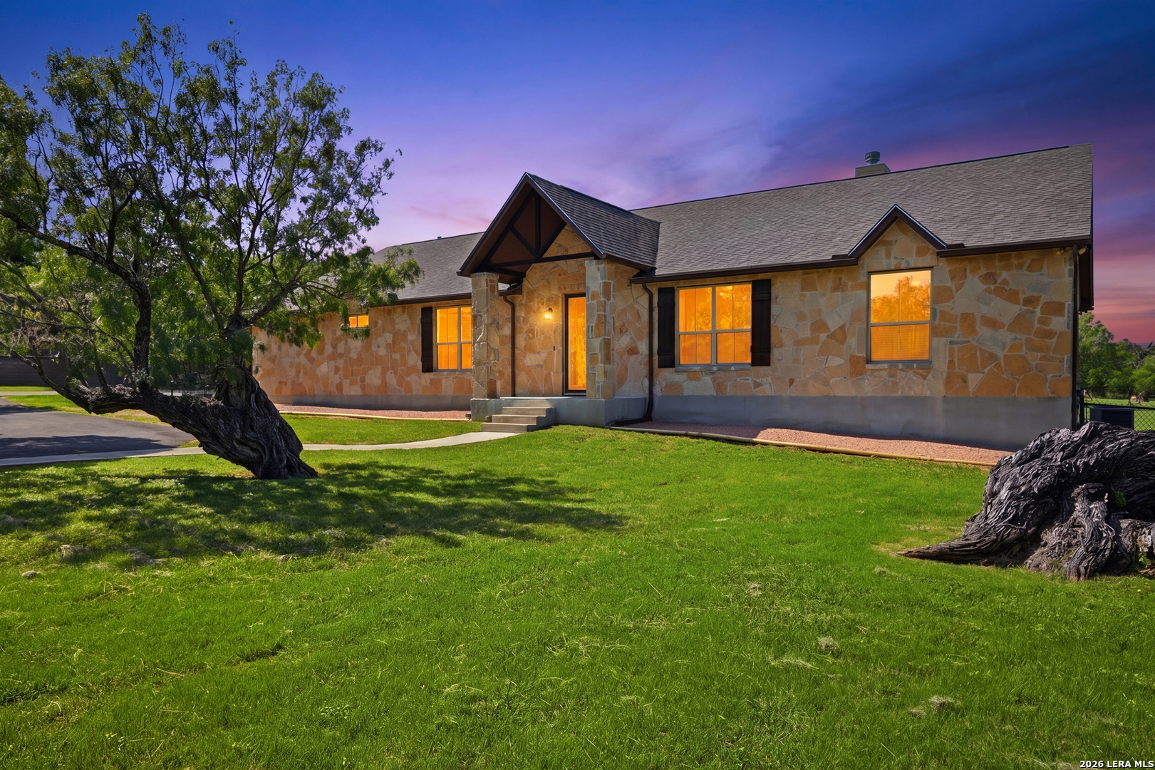 6211 LOCKHILL RD