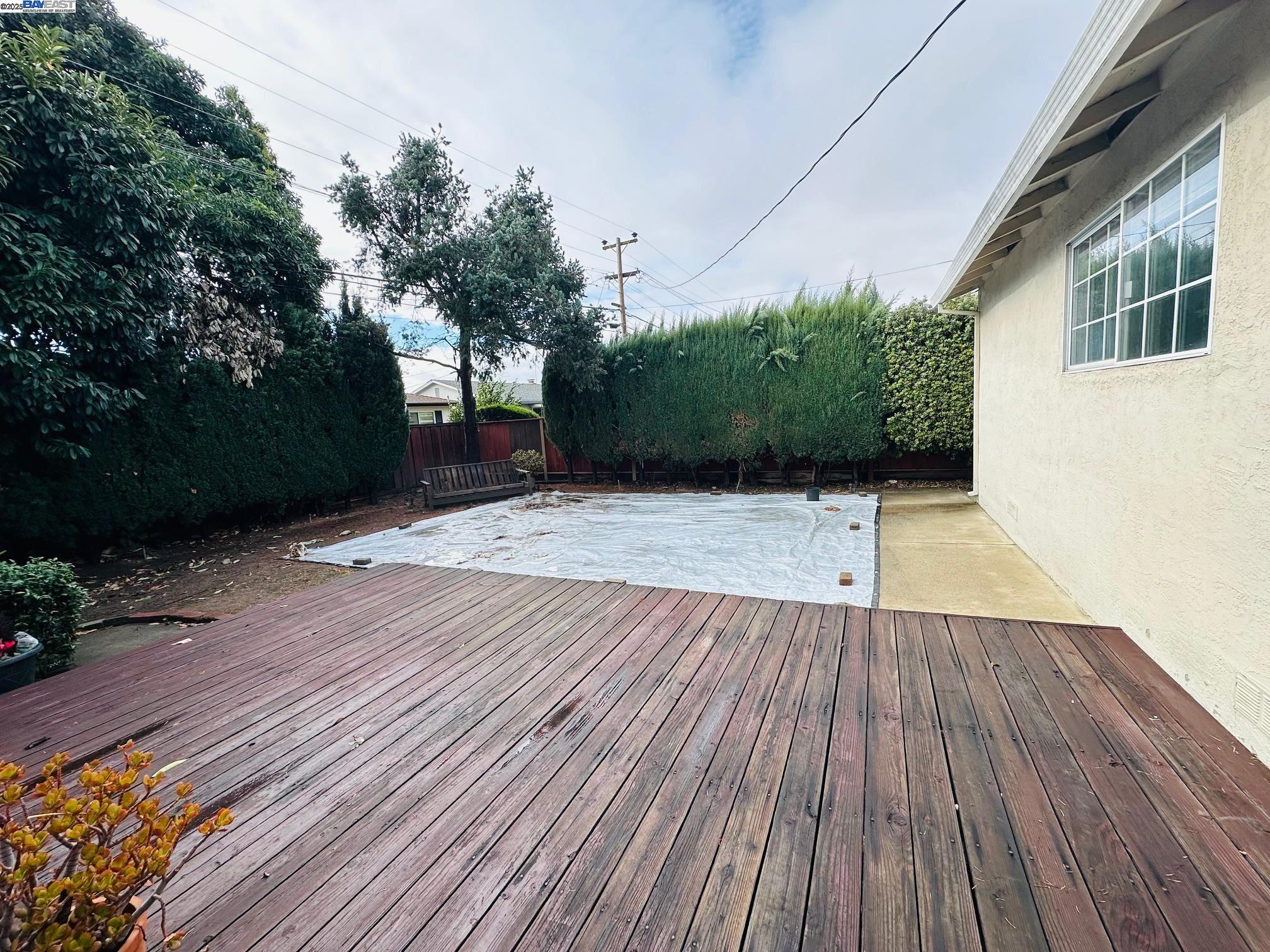 4560 Piper St