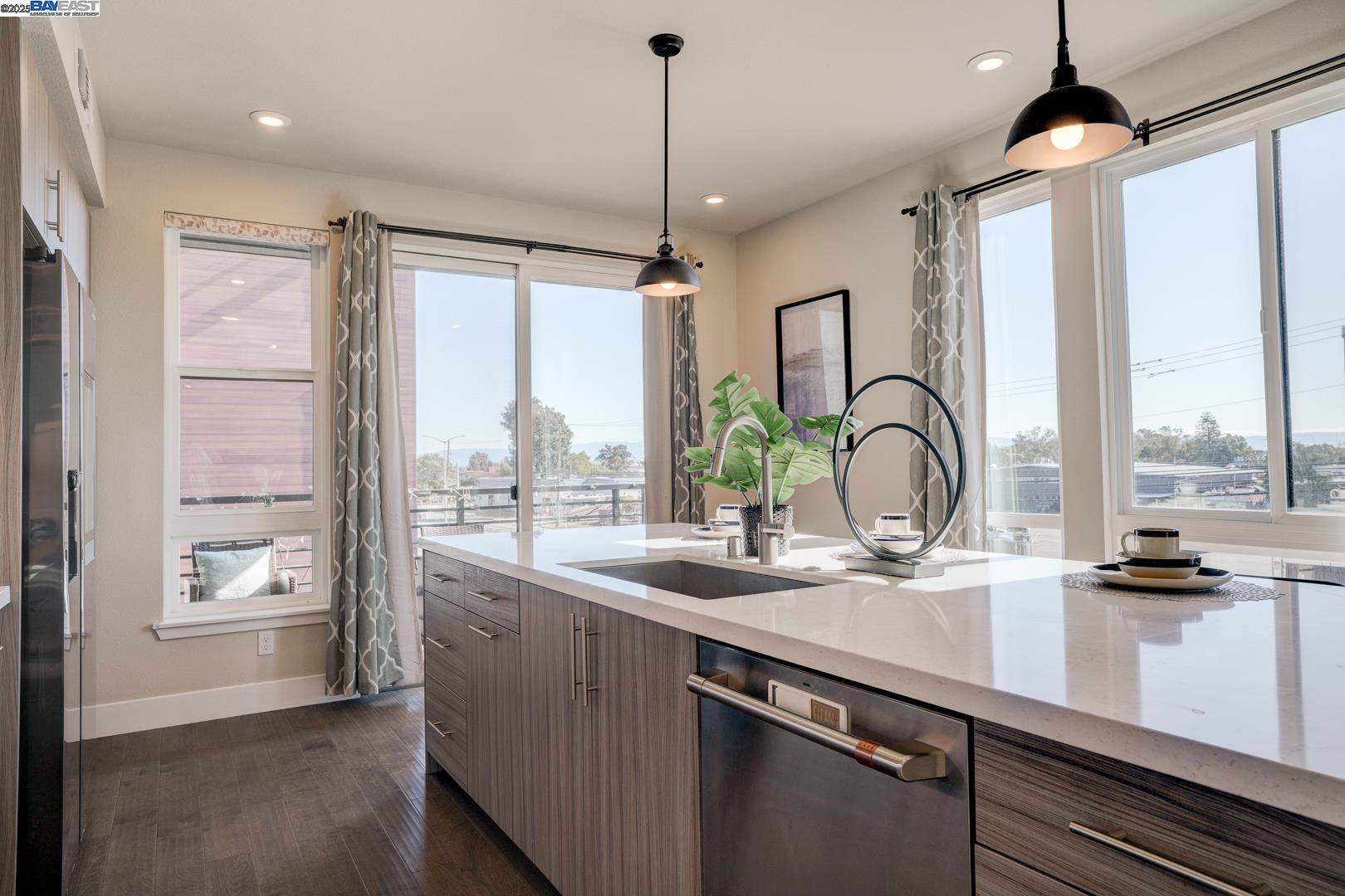 44938 Fremont Blvd Unit: 301