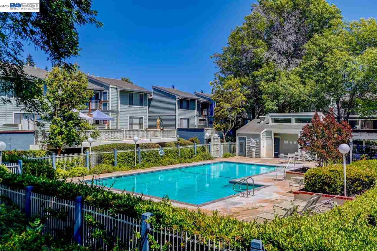 3550 Buttonwood Ter # 111