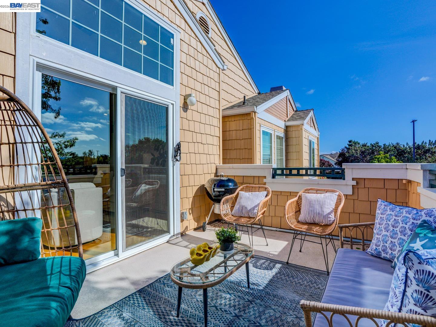 112 Camerota Way
