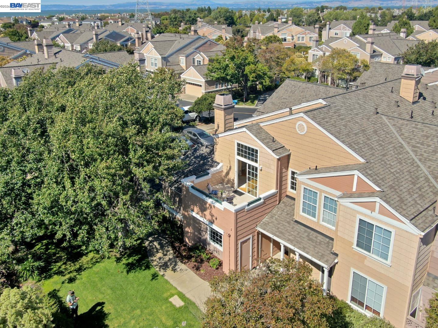 112 Camerota Way