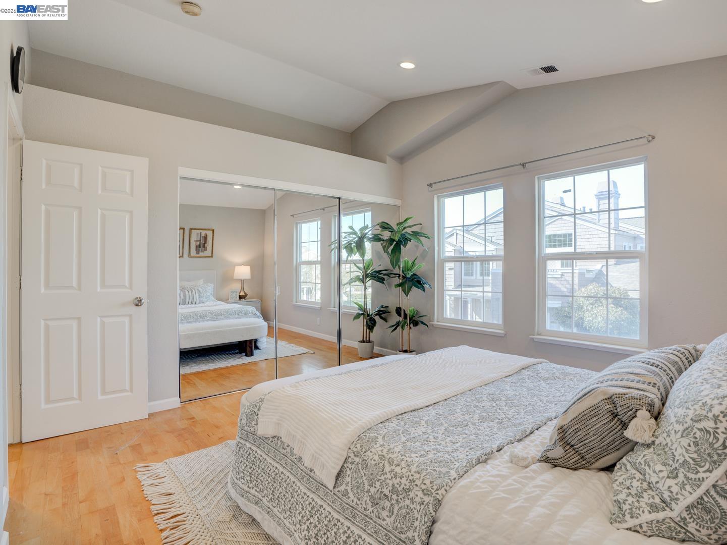 112 Camerota Way