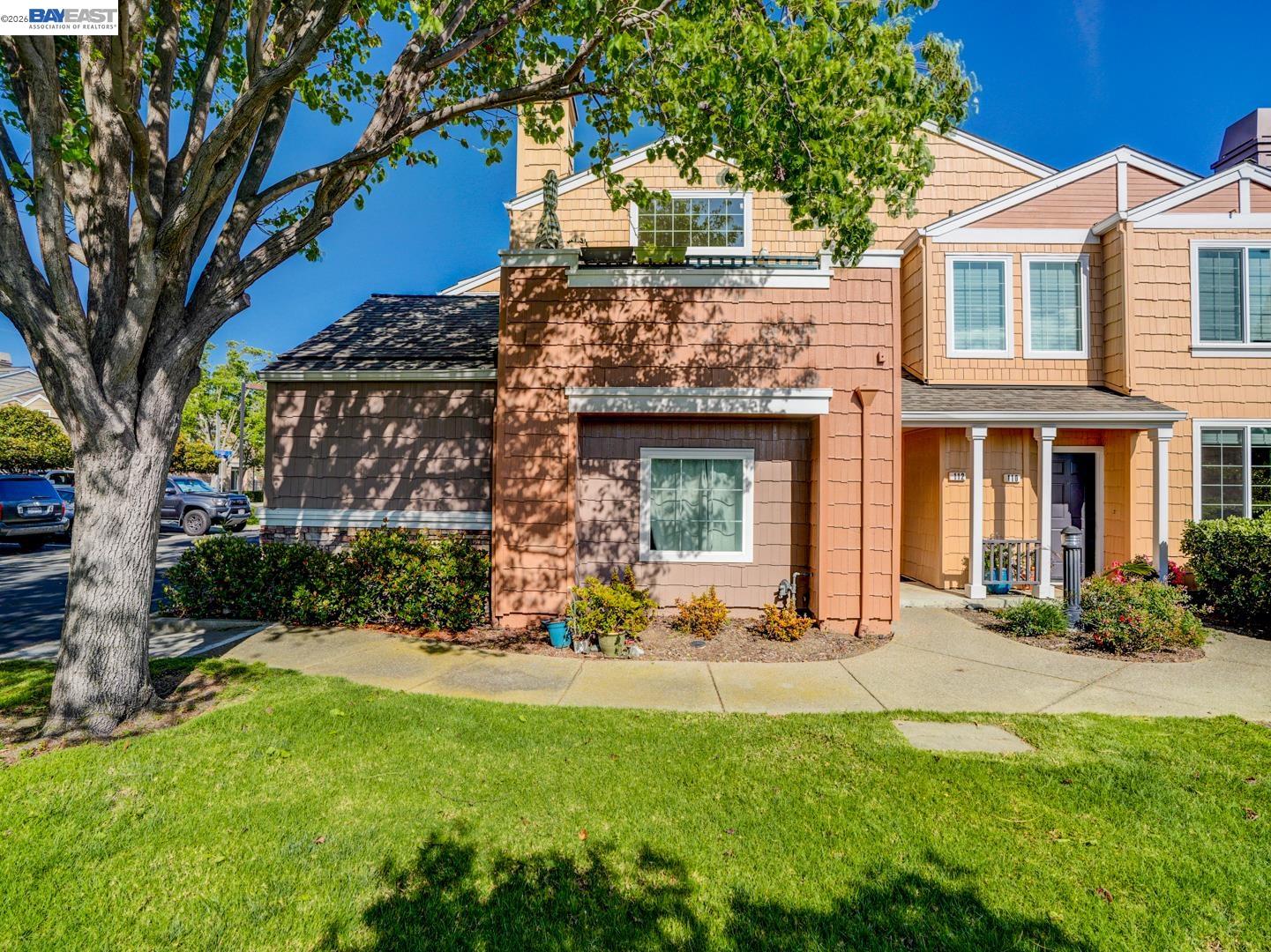 112 Camerota Way