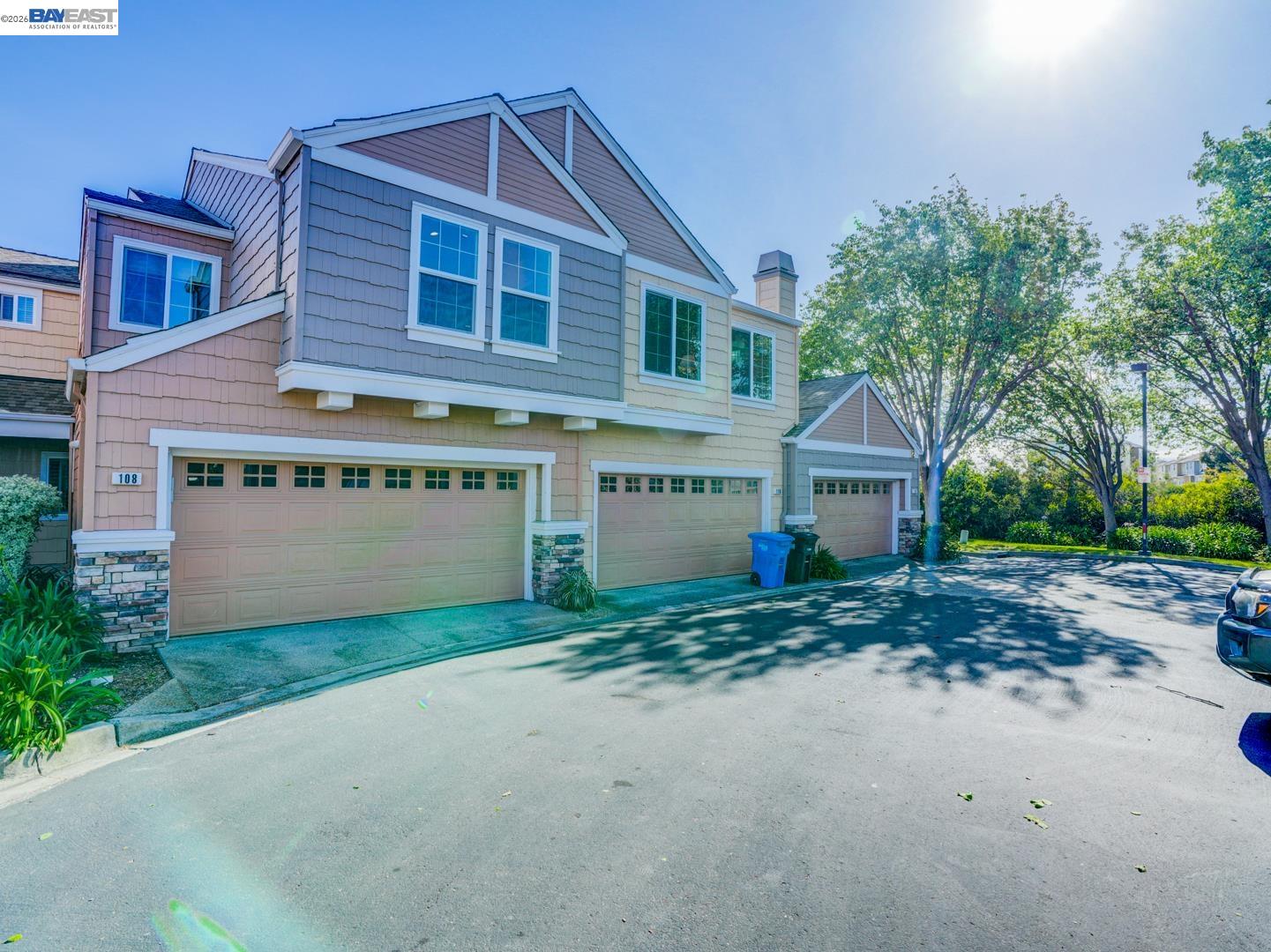 112 Camerota Way